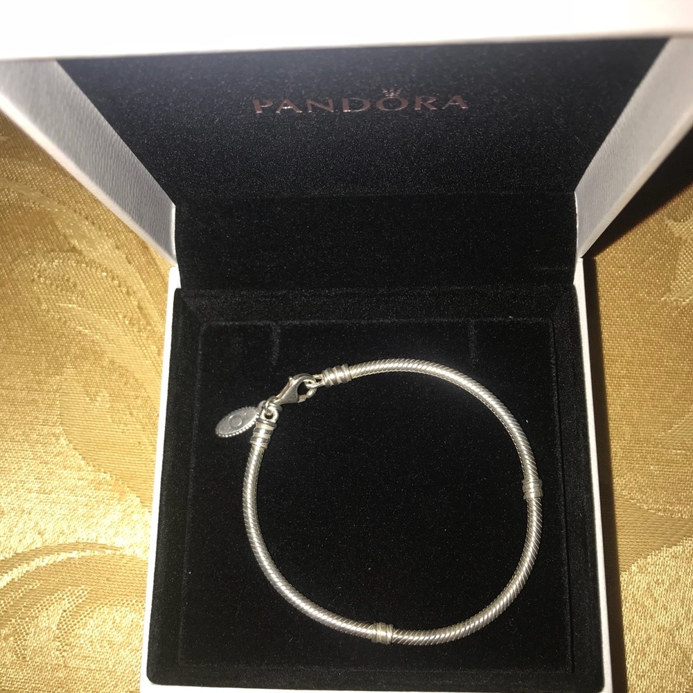 7.5 Pandora Bracelet!